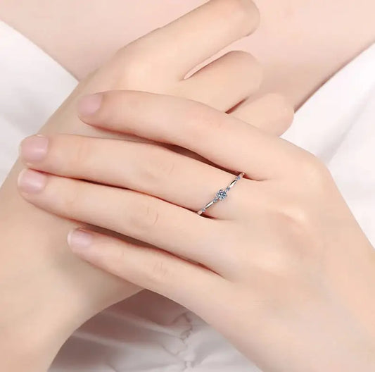 Anello in Moissanite D Color VVS1 – Argento Sterling 925