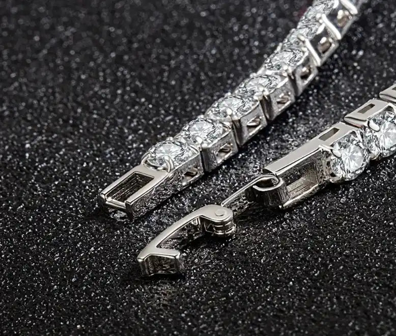 Bracciale Tennis in Argento Sterling 925 con Zirconi – Eleganza Senza Tempo